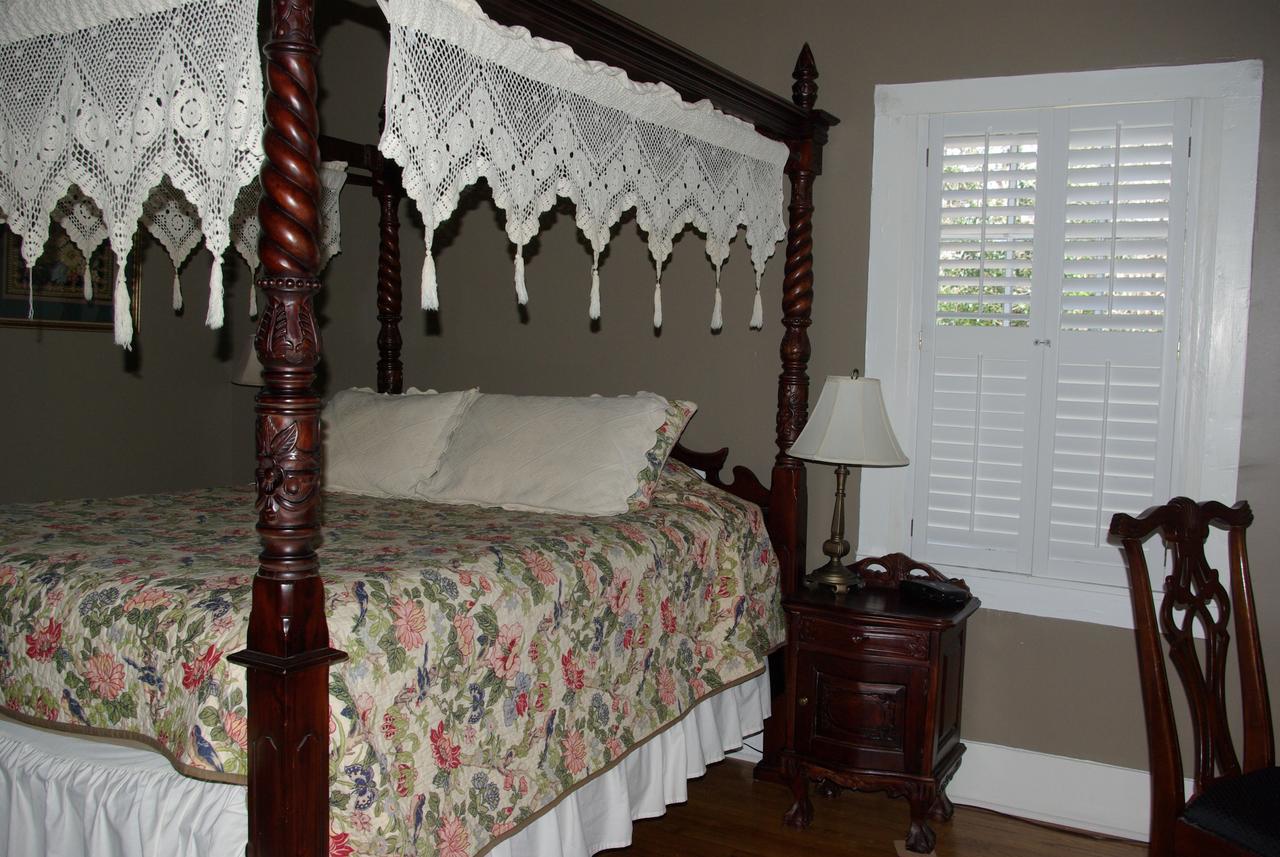 Twin Oaks Inn נאטשז מראה חיצוני תמונה